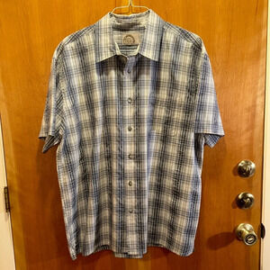 GH BASS, earth button noun shirt size XXL
